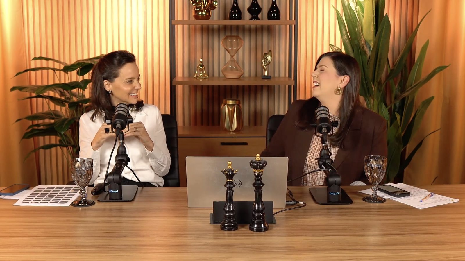 Biquad — podcast a dois